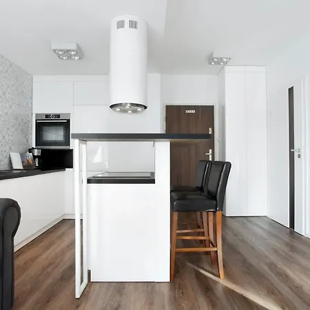 Elite Luna Spa&welness Apartment *