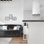 Elite Luna Spa&welness Apartment *